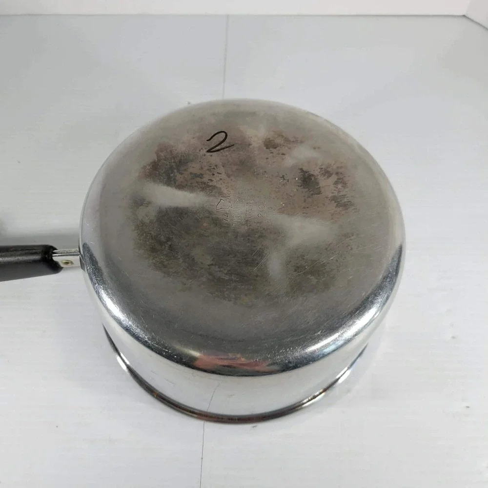 Revere Ware 2 Qt Stainless Steel Saucepan with Lid Clinton IL Tri‎ Ply USA Vtg